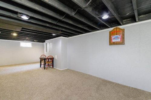 7148 Sharp Ave, Saint Louis MO 63116-3040 exterior