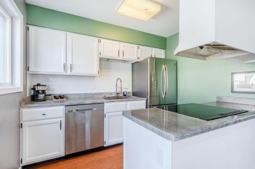 6858 Park Ridge Dr, Madison WI  53719-2220 exterior