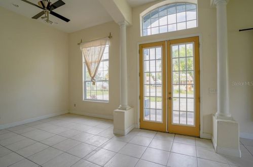 28 Pierce Ave, Orlando FL 32809-4957 exterior