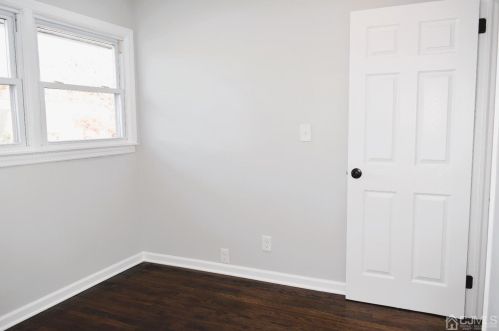 38 Wall St, Metuchen NJ  08840-2858 exterior