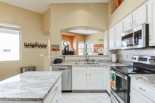 7451 Placita Luz De La Luna, Tucson AZ  85715-2834 exterior