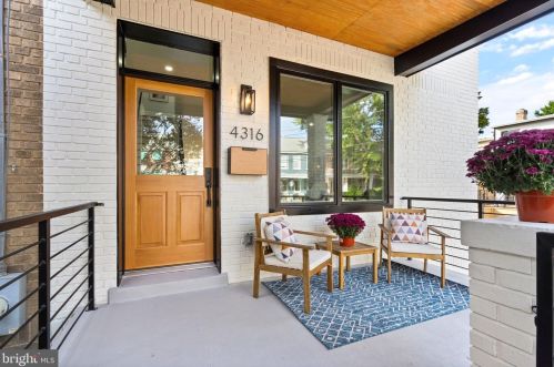 4316 2nd St, Washington DC  20011-7434 exterior