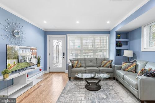 2257 16th St, Washington DC  20020-4301 exterior