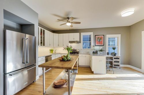 4244 Bell Ave, Chicago IL 60618-2904 exterior