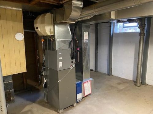 2623 80, Milwaukee WI 53213-1010 exterior