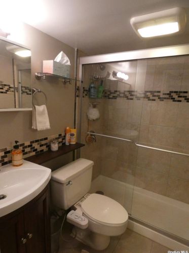 144 Old Country Rd, Huntington Station NY 11747-1814 exterior