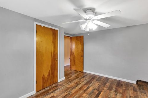 1255 Chestnut St, Monaca PA 15061-1042 exterior