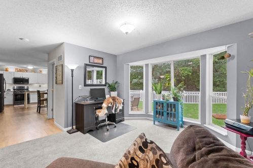 908 Falcon Dr, Imperial MO 63052-1747 exterior