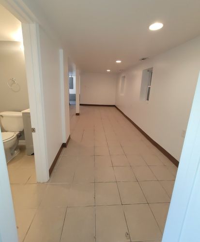 8342 Kingston Ave, Chicago IL  60617-1910 exterior