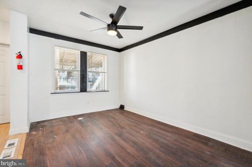 1017 Remington St, Chester PA 19013-6306 exterior