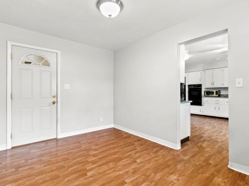 3406 95, Milwaukee WI 53222-3555 exterior