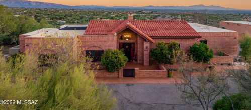 6822 Table Mountain Rd, Tucson, AZ 85718-1329