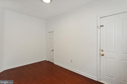 2115 Cumberland St, Philadelphia PA 19125-1718 exterior