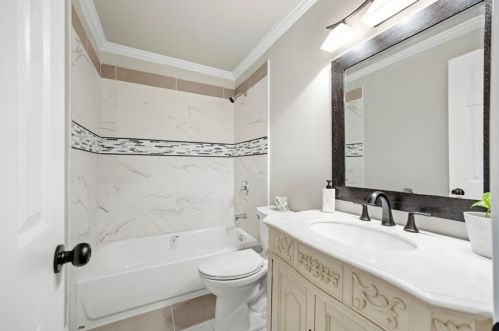 484 Dot Dr, Atlanta GA 30349-2703 exterior