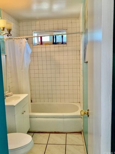 342 Iowa Ave, Riverside CA 92507-1612 exterior