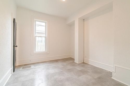 106 Orchard St, Dowagiac MI  49047-1211 exterior