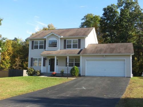 129 Autumn Dr, Poughkeepsie NY  exterior