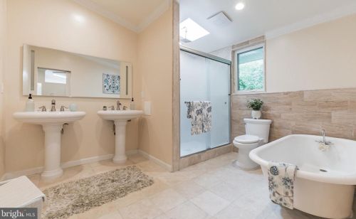 521 Lincoln Ave, Silver Spring MD 20912-5824 exterior