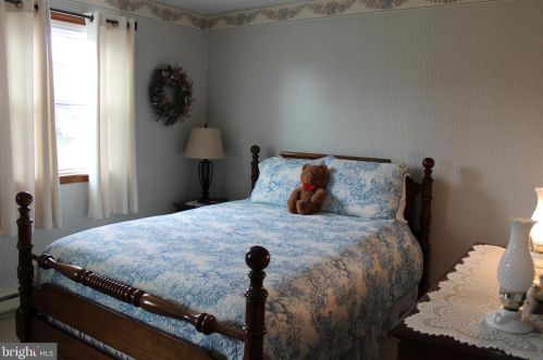 1751 Old Bethlehem Pike, Quakertown PA 18951-2375 exterior