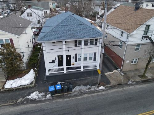 794 Plainfield St, Providence, RI 02909-4819