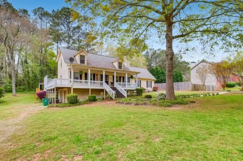 1035 Leslie Pl, Lithonia, GA 30058-8287