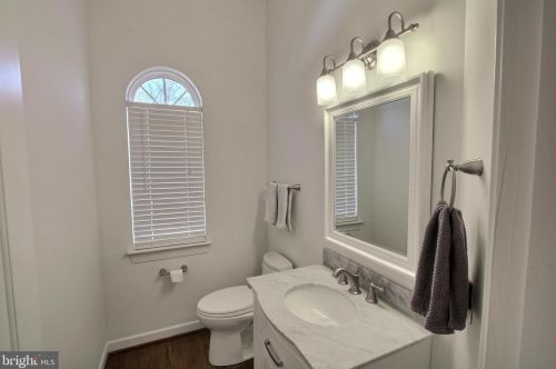 405 Great Falls Rd, Rockville MD  20850-2883 exterior