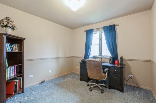 6814 Hillcrest Dr, Bull Valley IL 60012-3216 exterior