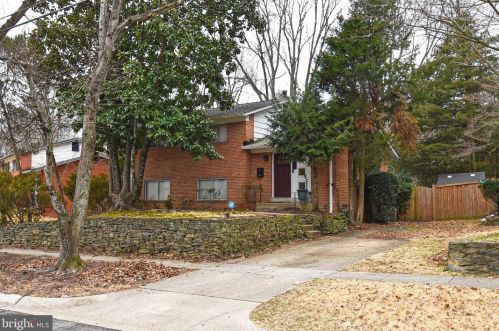 9717 Hedin Dr, Silver Spring MD  20903-1805 exterior