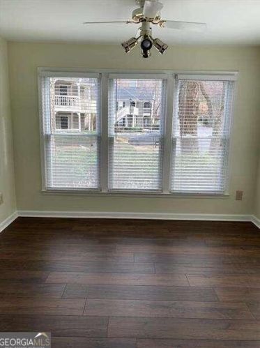 401 Bainbridge Dr, Atlanta GA  30327-4272 exterior