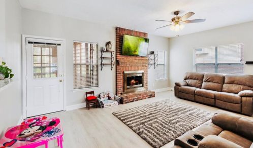 629 Shr Rd, Lithonia GA 30058-5991 exterior