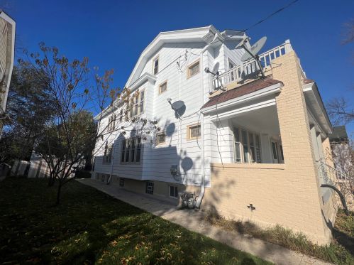 1221 24th St, Milwaukee WI  53204-1918 exterior