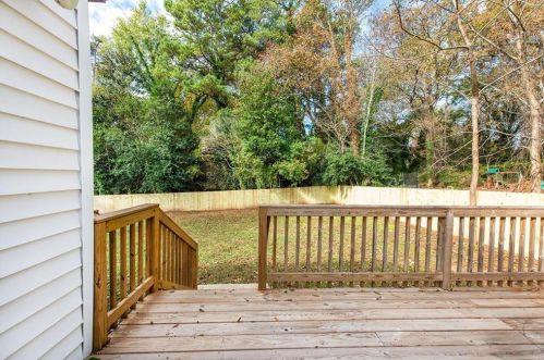 1385 Centra Villa Dr, Atlanta GA  30311-3423 exterior