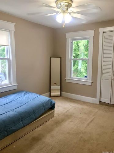 39 Broad St, Middletown NY 10940-3927 exterior