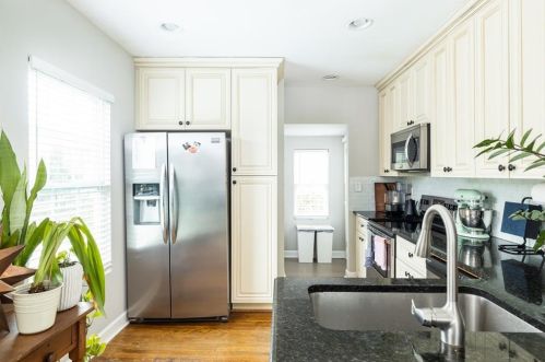 1155 Avondale Ave, Atlanta GA  30312-3848 exterior