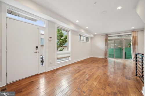 1214 17 St, Philadelphia PA 19132-3929 exterior