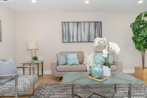 4668 Springwood Way, Concord CA  94521-2046 exterior