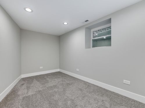 2047 Keeler Ave, Chicago IL 60803-1614 exterior