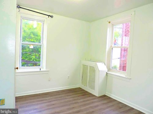 4312 Devereaux, Philadelphia PA 19135-3515 exterior