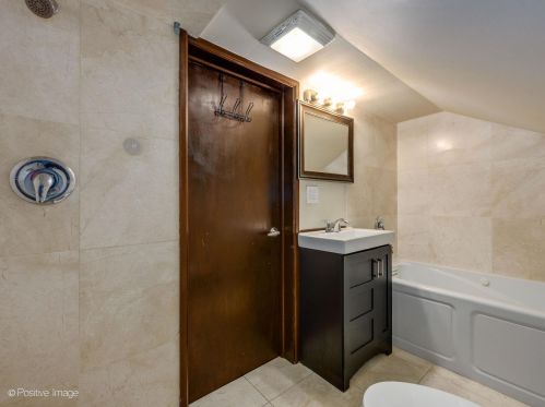 5055 Fletcher St, Chicago IL  60641-5037 exterior