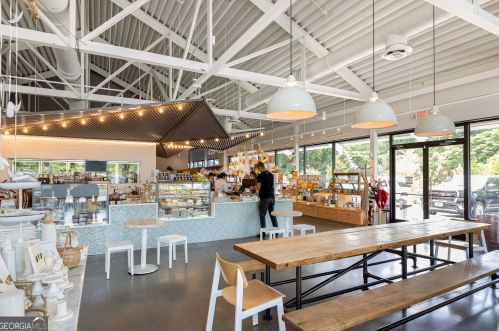 1269 Mackintosh Park, Atlanta GA 30318-4172 exterior