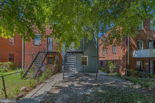 331 54th St, Washington DC  20019-6629 exterior