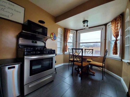 2776 47, Milwaukee WI 53210-1753 exterior