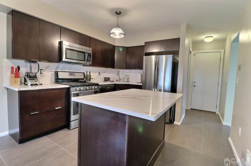 200 Concord Pl, New Brunswick NJ 08902-4572 exterior