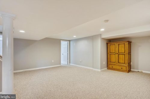 12409 Connecticut Ave, Silver Spring MD 20906-4305 exterior