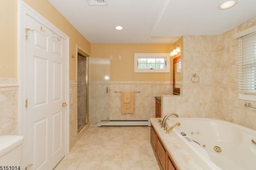 1 Briarcliffe Dr, Scotch Plains NJ 07076-2314 exterior