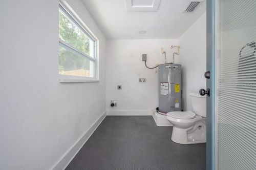 1220 Clifton St, Tampa FL  33604-6810 exterior