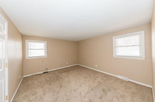 4912 Goodrich Ln, Milwaukee WI 53223-3418 exterior