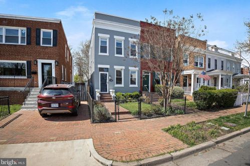 418 Fayette St, Alexandria VA 22314-2228 exterior