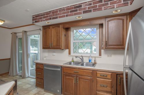 205 Grant Ave, Three Rivers MI 49093-2258 exterior