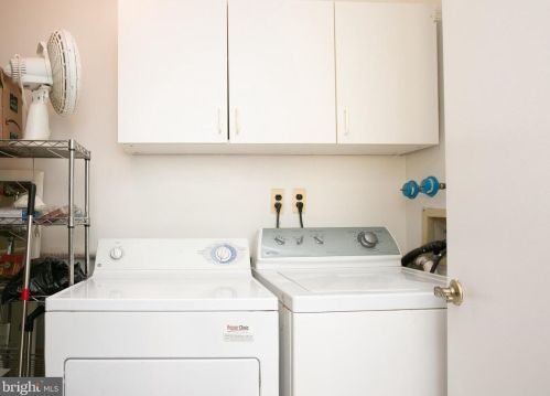 301 Silvia St, Trenton NJ 08628-3236 exterior